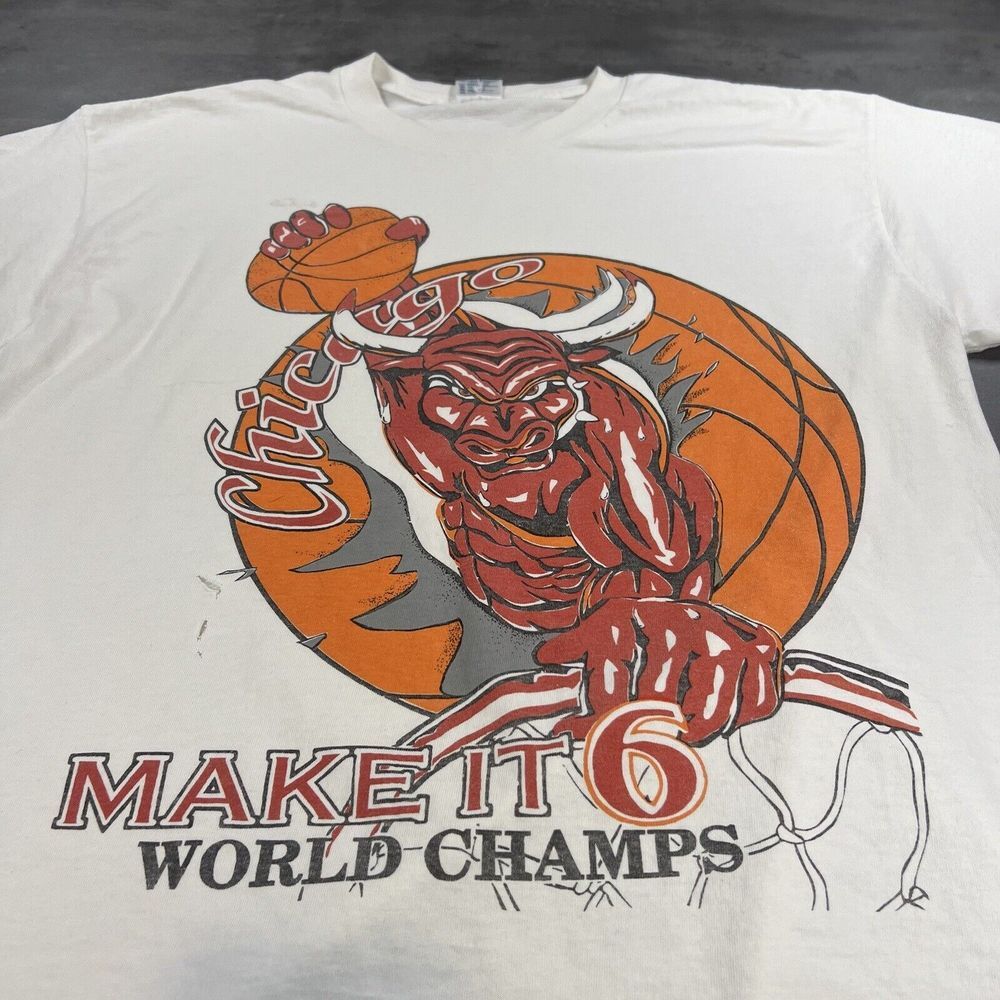 Vintage 90s Chicago Bulls Shirt Adult XL White Benny Mascot Caricature NBA Faded
